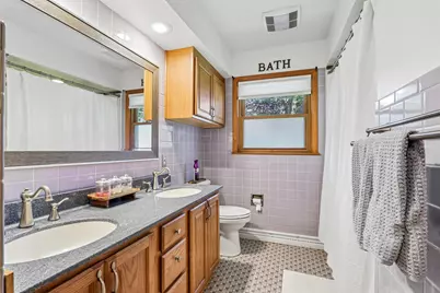 W151N6887  Glenview Dr, Menomonee Falls, WI 53051 - Photo 21