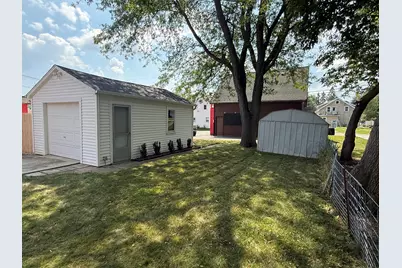 1507  Indiana Ave, Sheboygan, WI 53081 - Photo 5