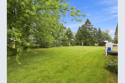 4936 S Business Dr, Wilson, WI 53081 - Photo 11