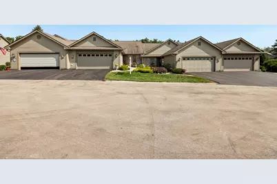 526  Oak Ridge Dr, Hartland, WI 53029 - Photo 39