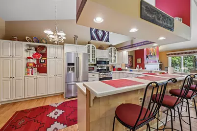526  Oak Ridge Dr, Hartland, WI 53029 - Photo 3