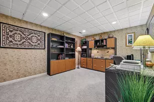 526 Oak Ridge Dr, Hartland, WI 53029 - Photo 37