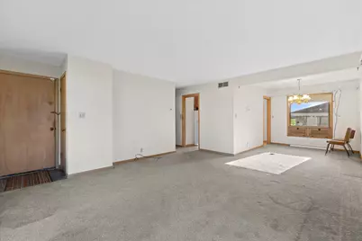 5516 N 103rd St, Milwaukee, WI 53225 - Photo 5