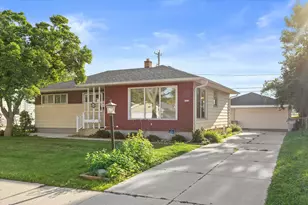 5516 N 103rd St, Milwaukee, WI 53225 - Photo 1