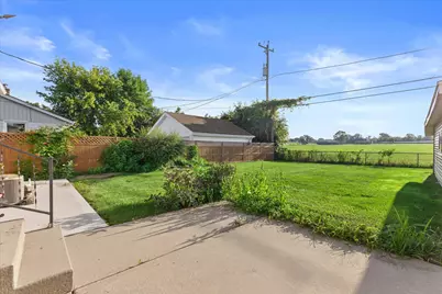 5516 N 103rd St, Milwaukee, WI 53225 - Photo 29