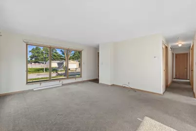 5516 N 103rd St, Milwaukee, WI 53225 - Photo 7