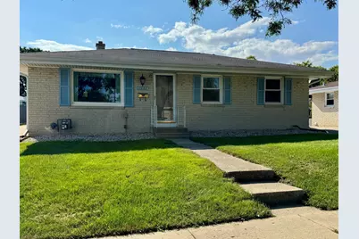 7954  47th Ct, Kenosha, WI 53142 - Photo 1