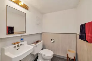4537 N 101st St, Wauwatosa, WI 53225 - Photo 19