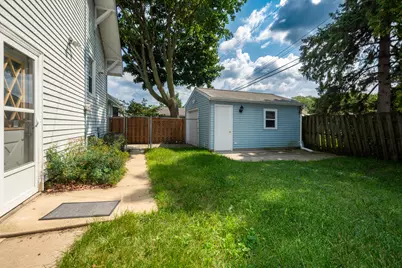 2111  74th St, Kenosha, WI 53143 - Photo 25