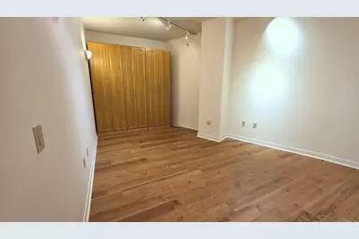 360 W Washington Ave, Madison, WI 53703 - Photo 27