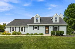 540 W Norport Dr, Port Washington, WI 53074 - Photo 1