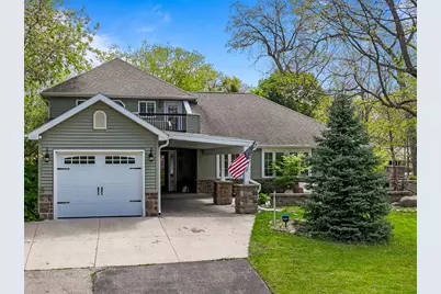 1069  Sauganash Dr, Fontana, WI 53125 - Photo 1