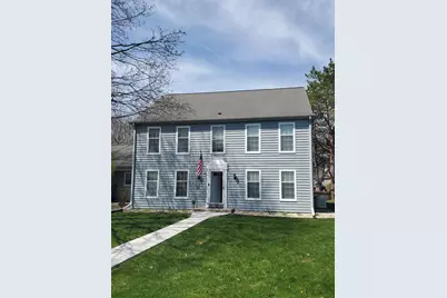 12525 N Woodland Dr, Mequon, WI 53092 - Photo 1