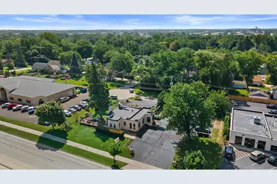 17001 W Greenfield Ave, New Berlin, WI 53151 - Photo 47