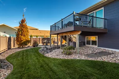 1901  Prairie Pl, Holmen, WI 54636 - Photo 7