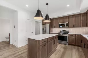1733 Hammock Ln, Oconomowoc, WI 53066 - Photo 5