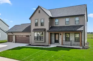 1733 Hammock Ln, Oconomowoc, WI 53066 - Photo 1