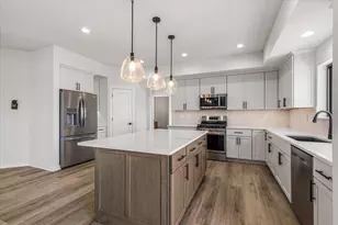 1750 Whalen Dr, Oconomowoc, WI 53066 - Photo 5