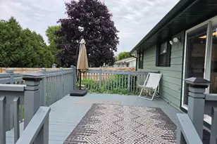 407 Zuider Ln, Oostburg, WI 53070 - Photo 17