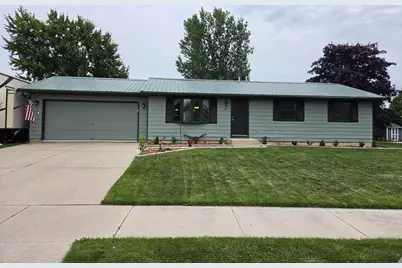 407  Zuider Ln, Oostburg, WI 53070 - Photo 1