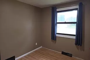 407 Zuider Ln, Oostburg, WI 53070 - Photo 13