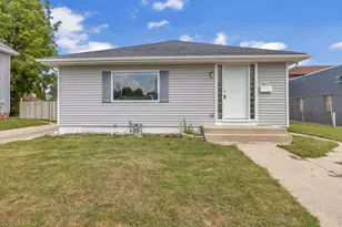2011 S 16th St, Sheboygan, WI 53081 - Photo 1