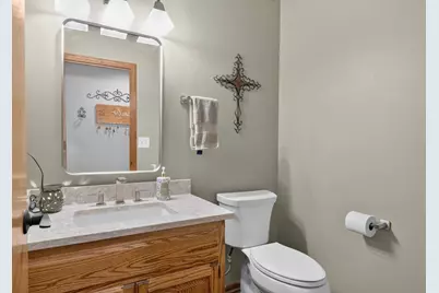 N103W16730  Calico Ct, Germantown, WI 53022 - Photo 15