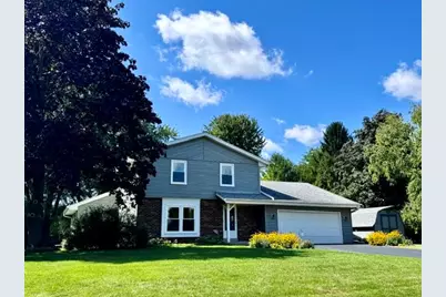 S77W26575  Crestview Ct, Vernon, WI 53189 - Photo 3
