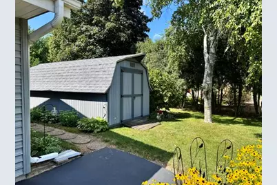 S77W26575  Crestview Ct, Vernon, WI 53189 - Photo 35