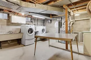 542 E Van Beck Ave, Milwaukee, WI 53207 - Photo 27
