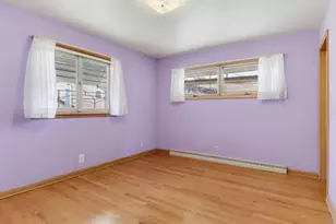 542 E Van Beck Ave, Milwaukee, WI 53207 - Photo 13