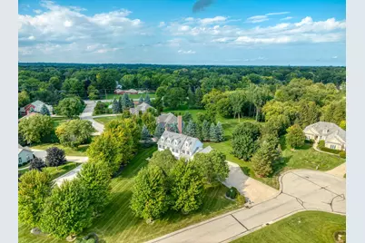 1600  Starbridge Dr, Brookfield, WI 53005 - Photo 53