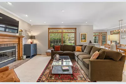1600  Starbridge Dr, Brookfield, WI 53005 - Photo 21