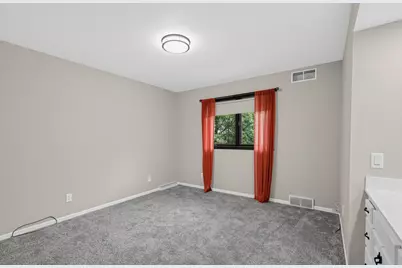 7201  Longmeadow Rd, Madison, WI 53717 - Photo 15