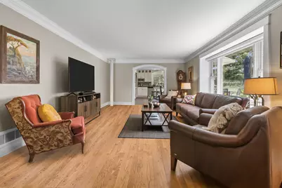 962  Shabbona Dr, Fontana, WI 53125 - Photo 5