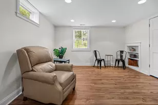 962 Shabbona Dr, Fontana, WI 53125 - Photo 21