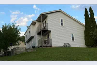885 S Imperial Dr #889, Hartland, WI 53029 - Photo 5