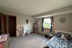 885 S Imperial Dr, Hartland, WI 53029 - Photo 19
