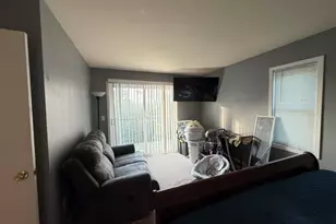 885 S Imperial Dr, Hartland, WI 53029 - Photo 35