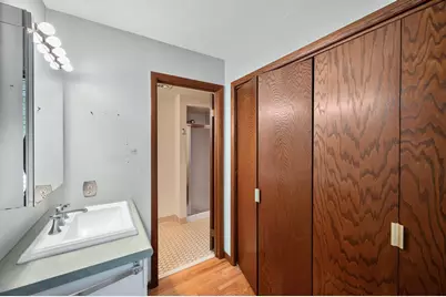 2909  Pelham Dr, Madison, WI 53713 - Photo 33