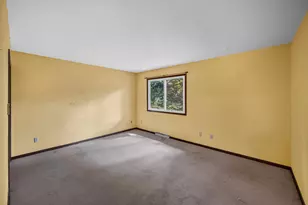 2909 Pelham Dr, Madison, WI 53713 - Photo 27