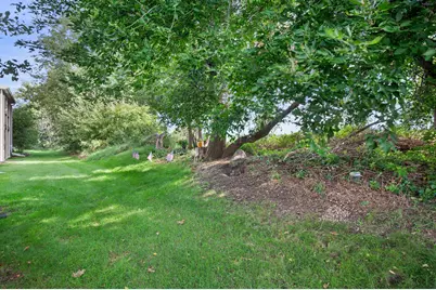 758  Bridlewood Dr #H, Hartford, WI 53027 - Photo 33