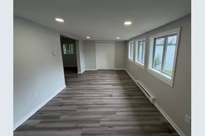 925 N Oakwood Ave, Oconomowoc, WI 53066 - Photo 19