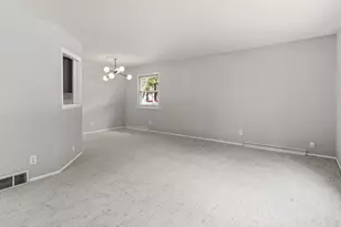 4913 N Navajo Ave, Glendale, WI 53217 - Photo 9