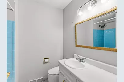 4913 N Navajo Ave, Glendale, WI 53217 - Photo 23