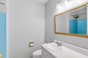 4913 N Navajo Ave, Glendale, WI 53217 - Photo 23