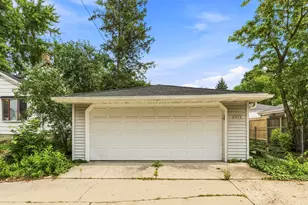 4913 N Navajo Ave, Glendale, WI 53217 - Photo 37