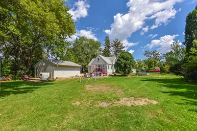 4917 S 28th St, Greenfield, WI 53221 - Photo 41
