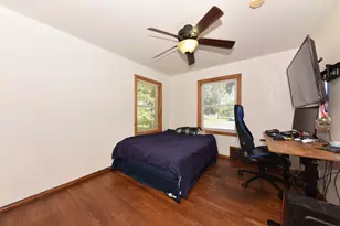 4917 S 28th St, Greenfield, WI 53221 - Photo 17