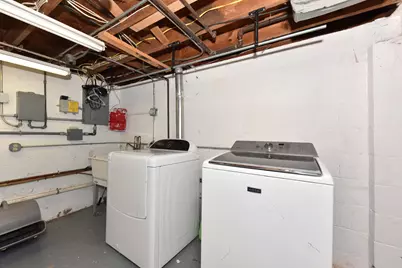4917 S 28th St, Greenfield, WI 53221 - Photo 31